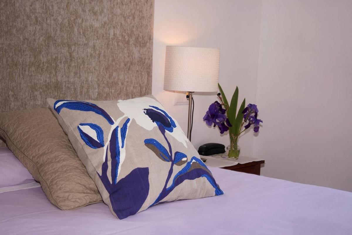 Hotel-Restaurante Badain Lafortunada ภายนอก รูปภาพ